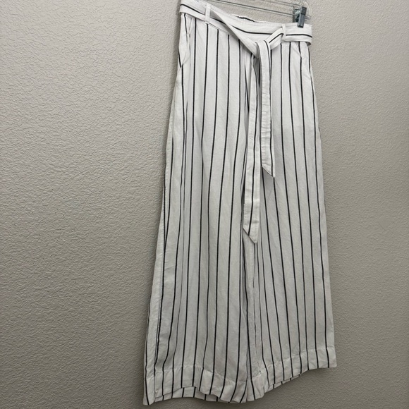 Joie Linen Blend Belted Cropped Wide Leg Pants White Black Stripe Size Small - Picture 6 of 12